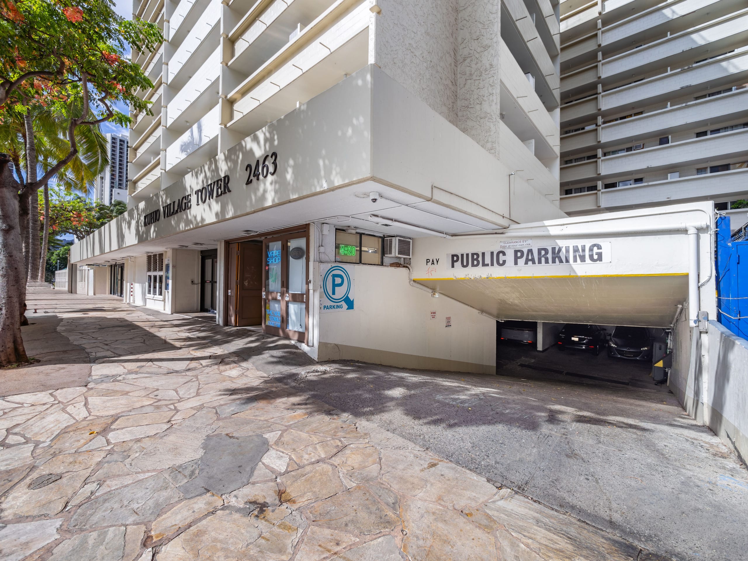 Waikiki Gem! Renovated, Steps Away From The Beach! - Image 14
