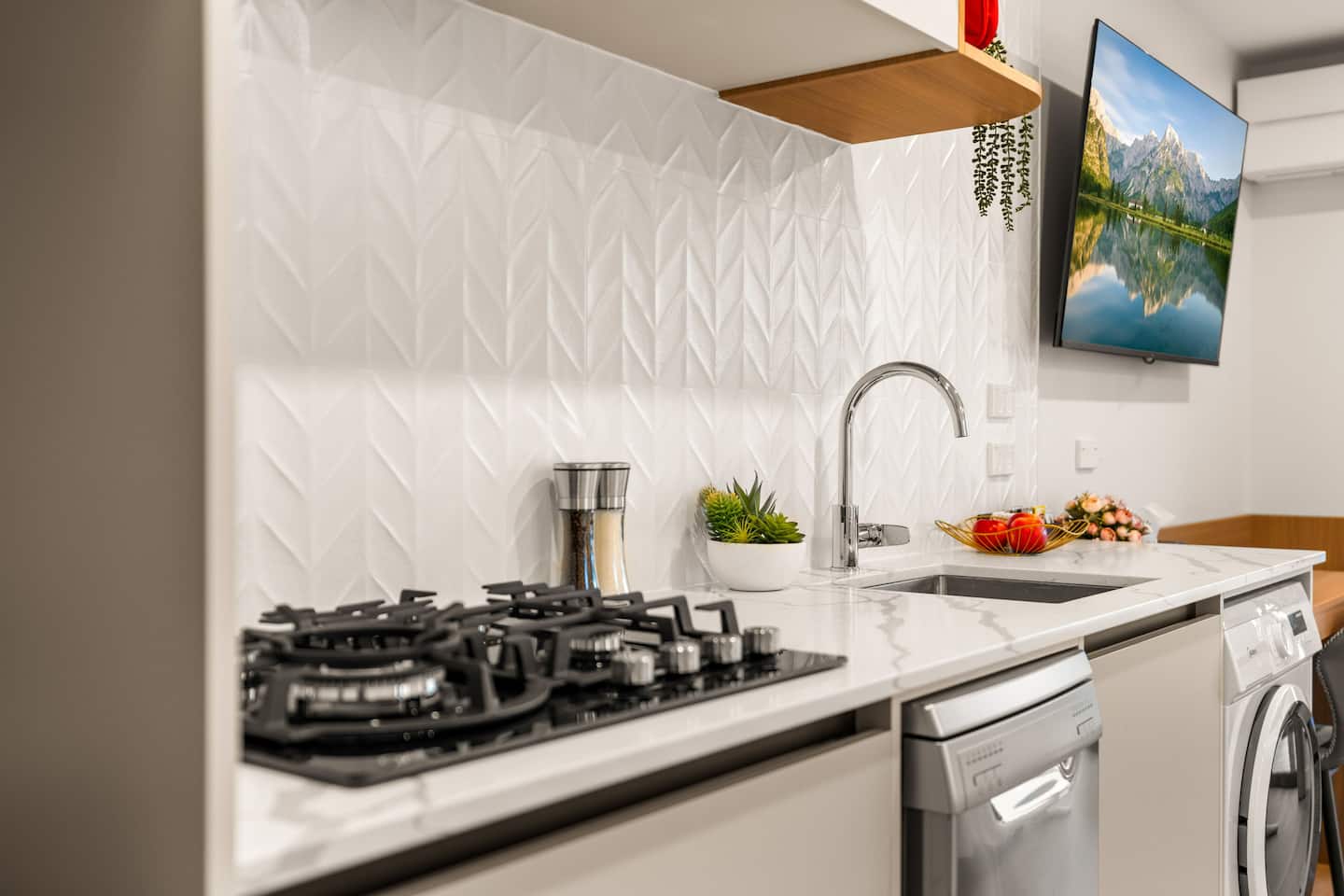 New Stylish 1bedroom 1living /Premium Studio/unita 5