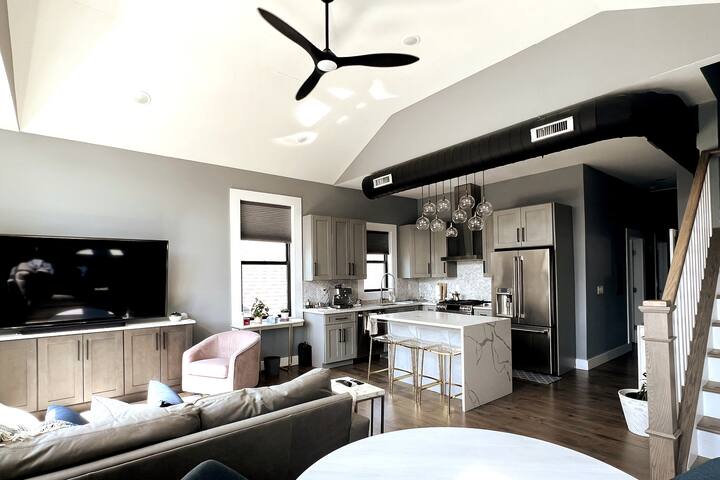 New 3BR 2BA in JC Heights! gallery image 2