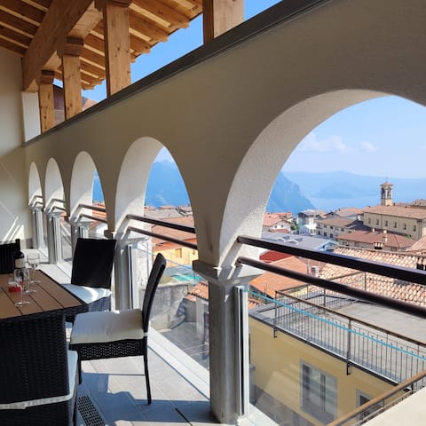 Castello Mountain Lake Iseo Hospitality