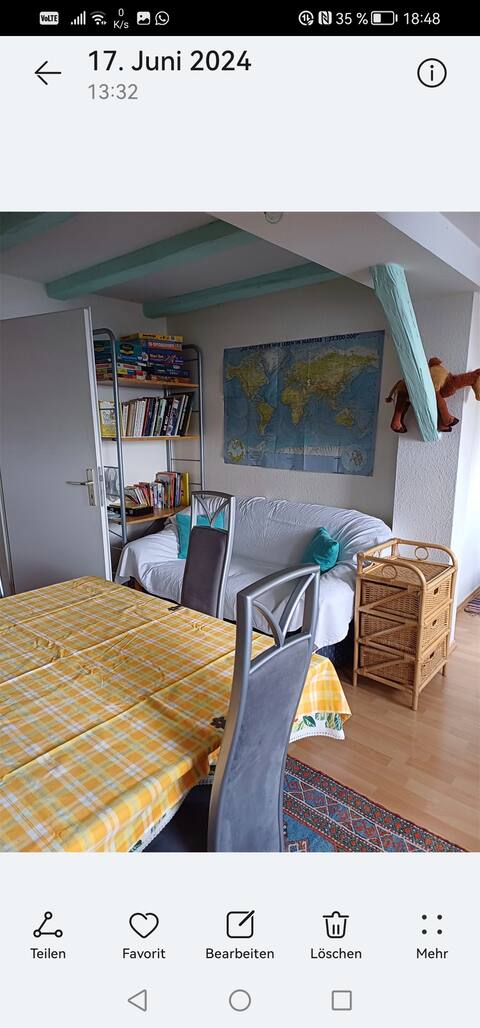 Top floor apartment close to the center
