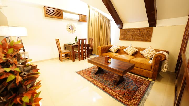 Walisons Homestay, Abelia -1 Bhk & Extra Sofa Bed - Srinagar