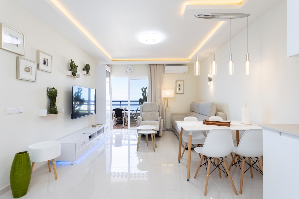Successful Airbnb property: Luxury ocean view Playa Paraiso in Adeje