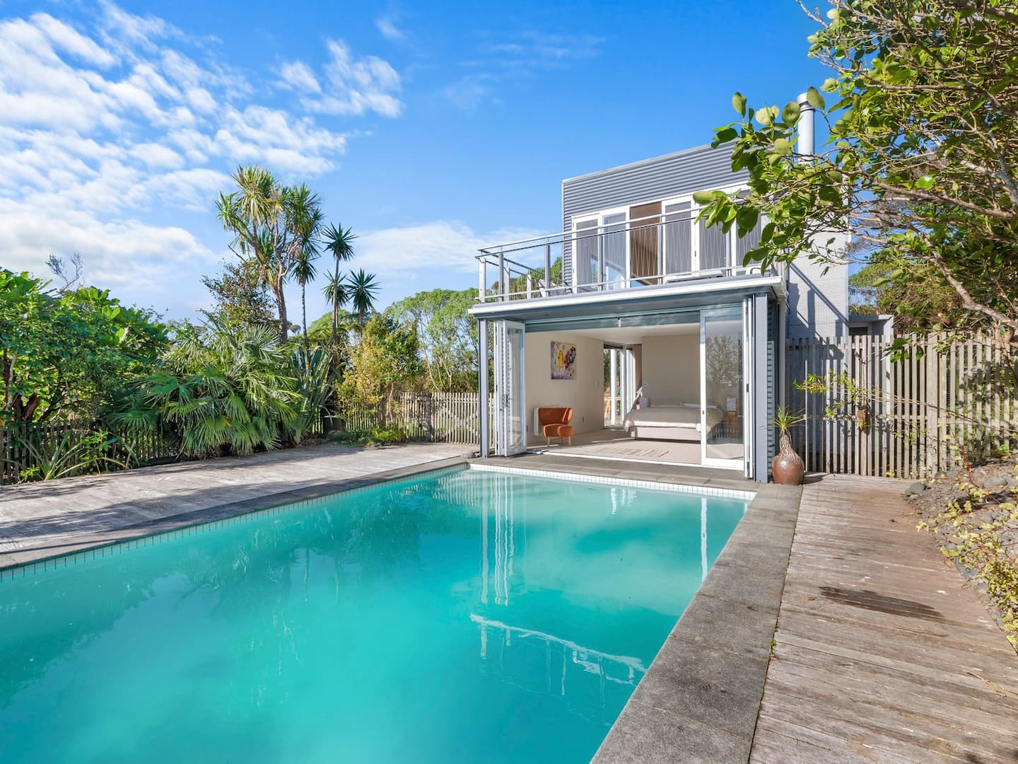 Piha Pool Oasis 1