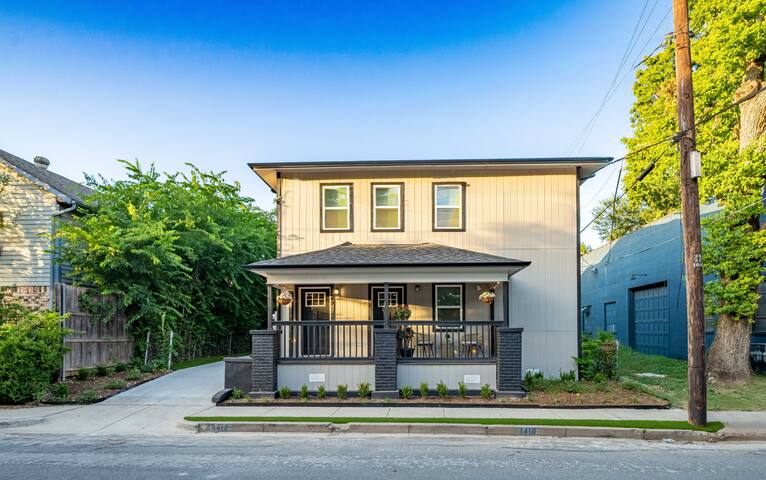 Ultimate Uptown Stay, 12 Guests-6Bedroom 4Bathroom gallery image 4