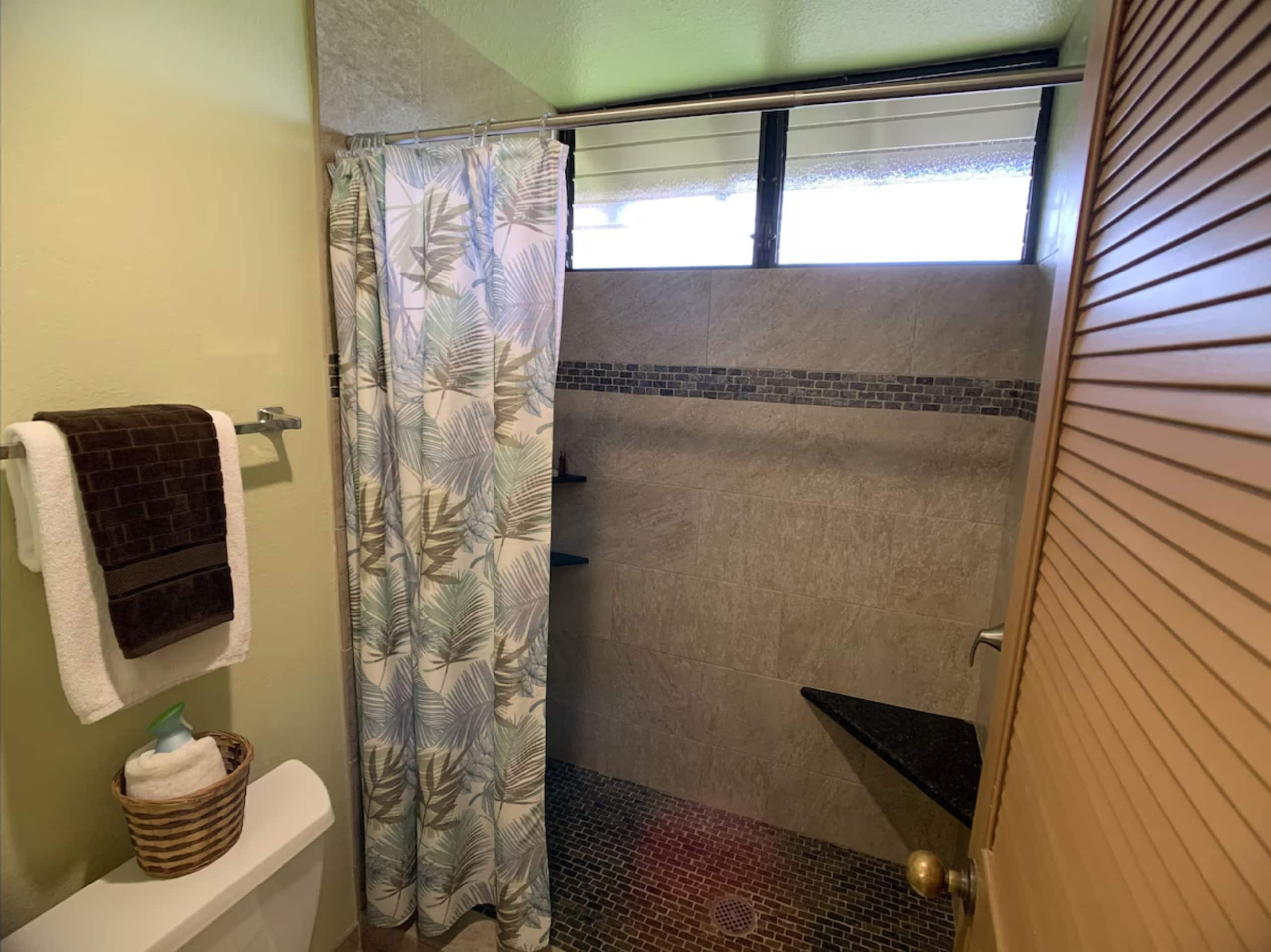 Lowest rates in Wailea right now! Spacious 5-star - Image 11
