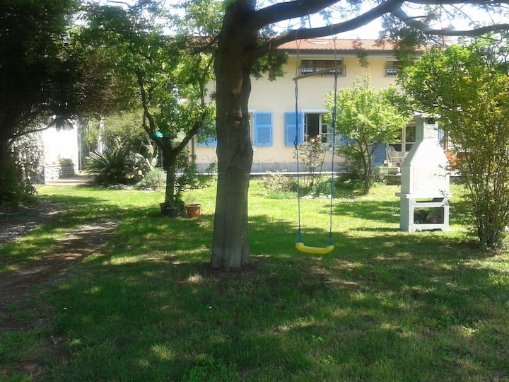 Villetta In Relax Con Giardino - Massa