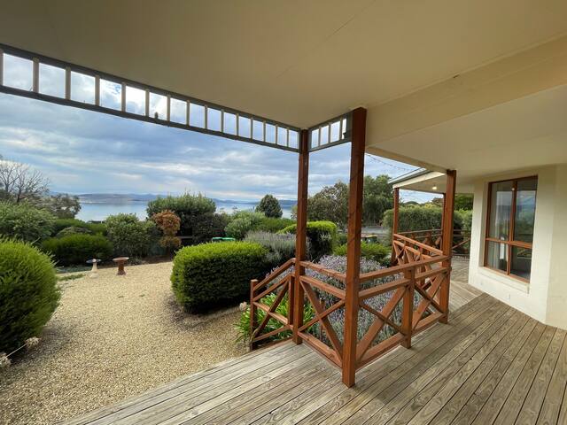 Eclipsed Escape, Opossum Bay gallery image 4