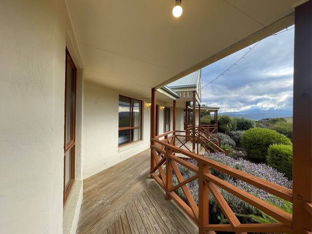 Eclipsed Escape, Opossum Bay gallery image 3