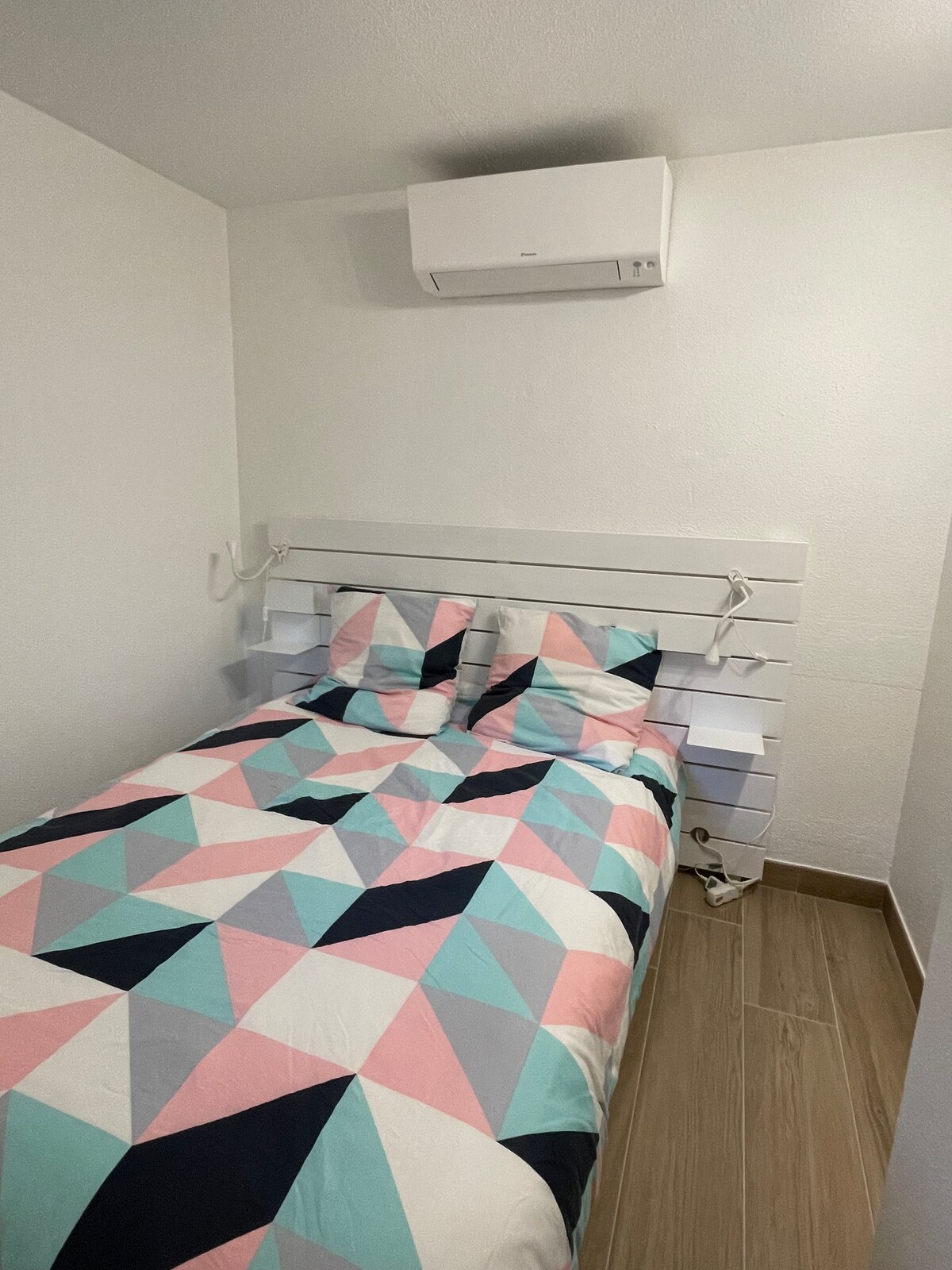 საძინებელი 1