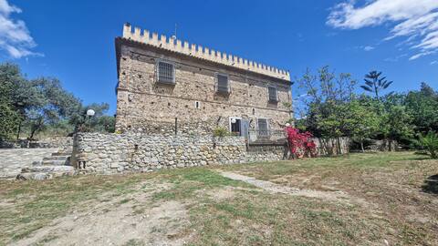 Il Castello degli Ulivi - Farmhouse in nature