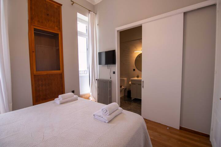 Aerides V Suites gallery image 5