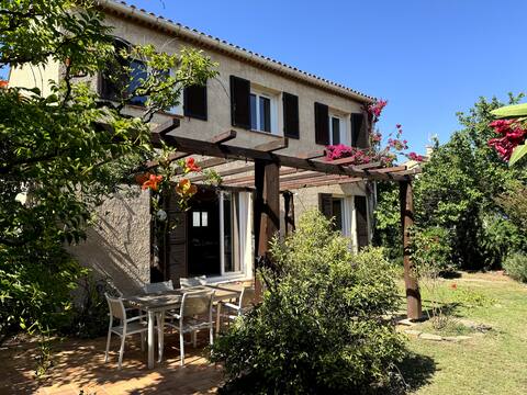 Provencal villa - Close to beaches