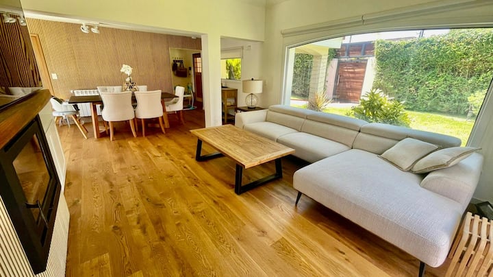 Luxury House In Carrasco, Spectacular! - Montevideo