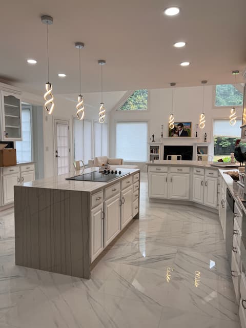 Upscale, Luxurious, Mansion near Stone Mountain