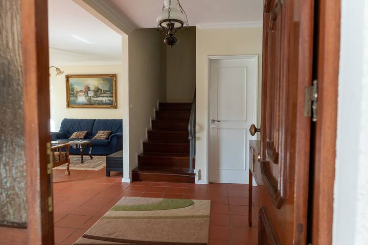 Beautiful and Spacious House gallery image 4