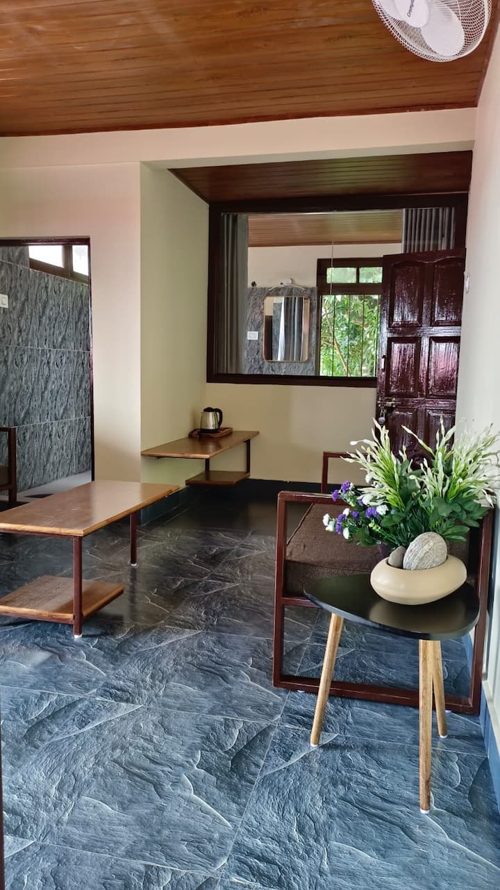 Aam's Courtyard (Whole Cottage - 2 Rooms) For 04 - Kalimpong