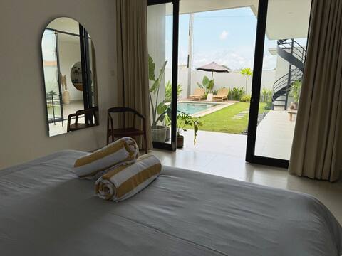 NEW! Casa Brissago - 2BR Rooftop Villa in Seseh