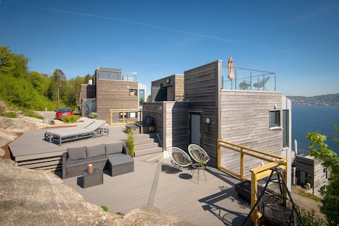 Newer home with a stunning panoramic view