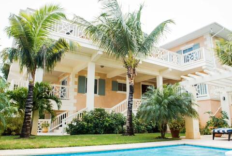 Classic Bahamian oceanview home