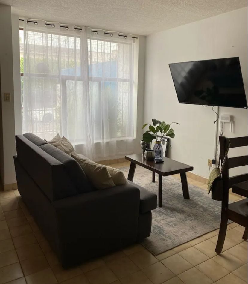 Top Airbnb: Quintas del Marqués House en Quintas Del Marqués