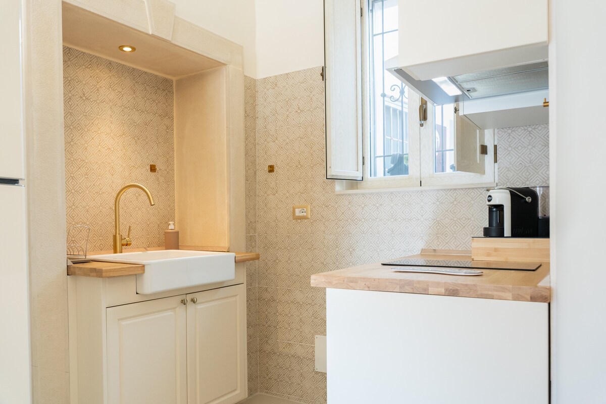 Successful Airbnb property: Luxurious apartment in the heart of Ortigia in Siracusa