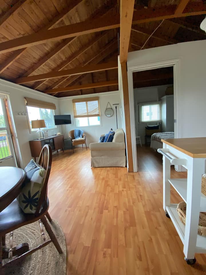 Charming Cottage Close To Beach. - Shediac