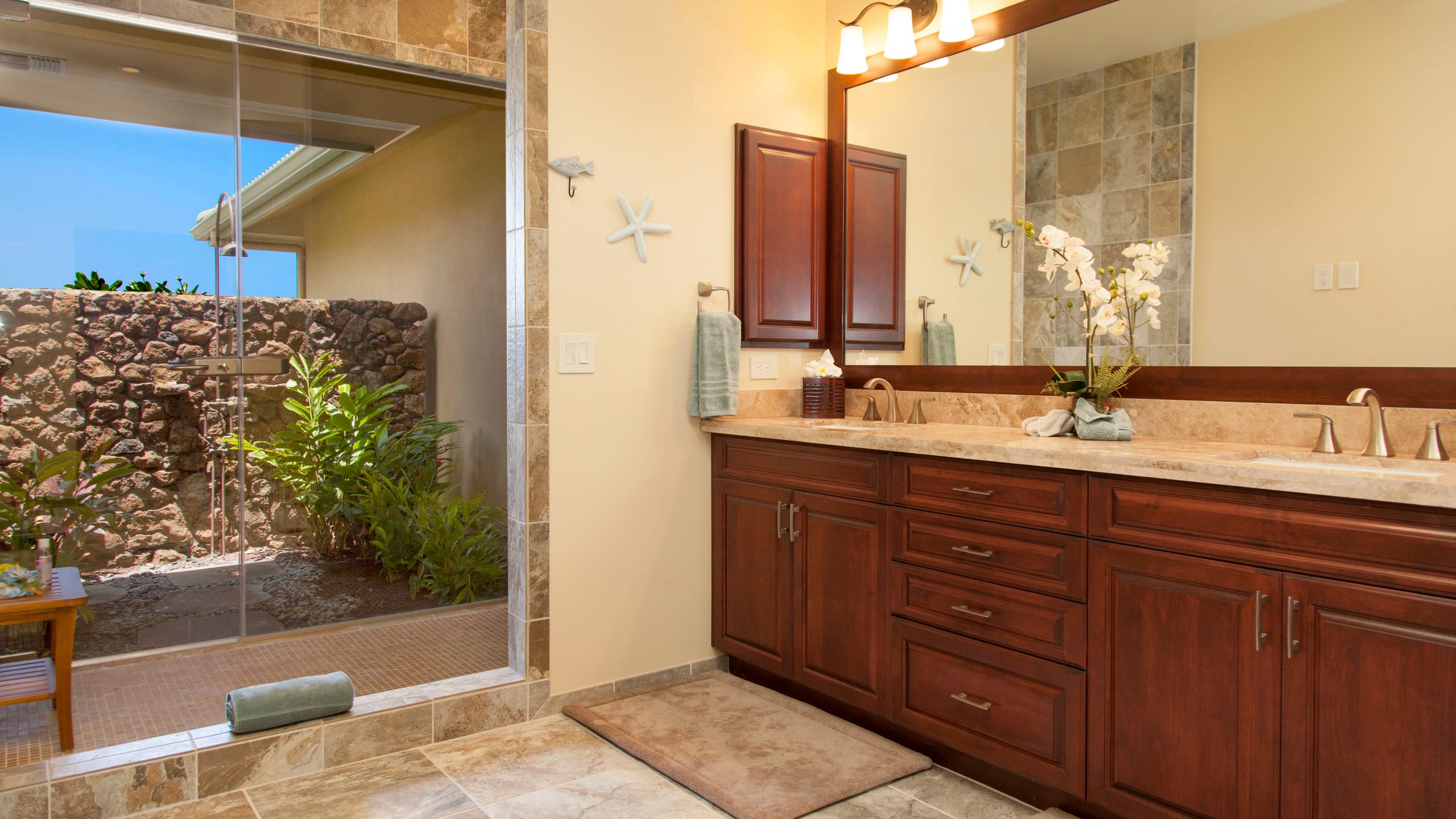 Home in Waimea · ★5.0 · 3 bedrooms · 4 beds · 3.5 baths - Image 13