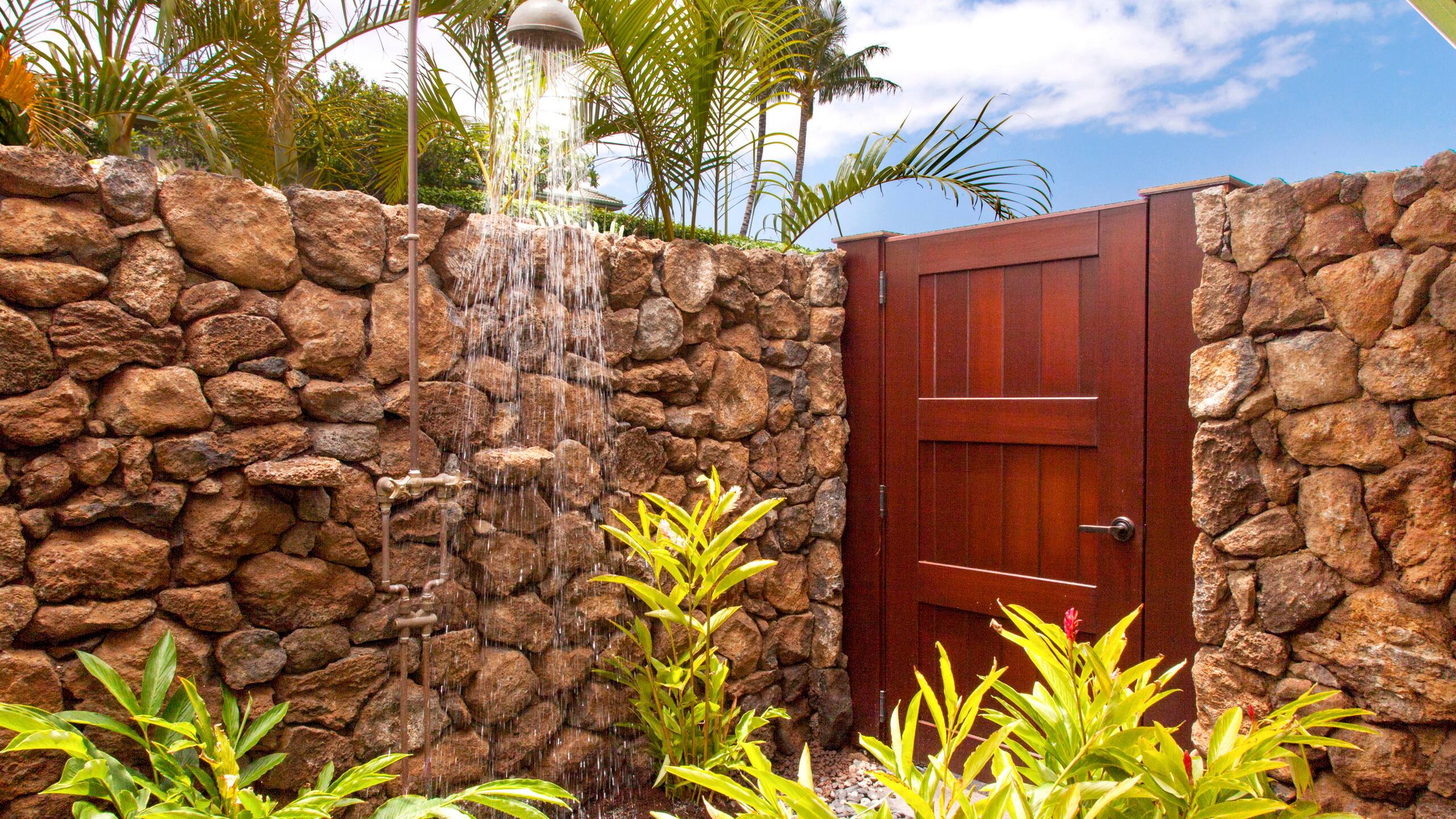Home in Waimea · ★5.0 · 3 bedrooms · 4 beds · 3.5 baths - Image 11