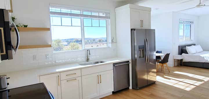 Sunny & Spacious Guest Suite! - Utah