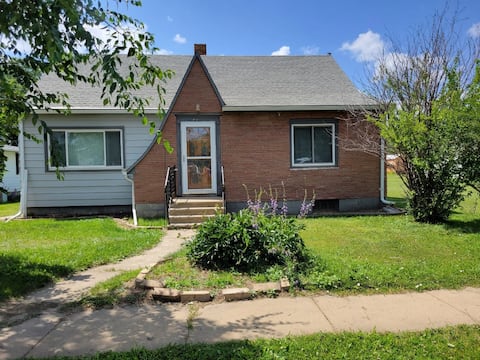 Perfect House for Hettinger Hunt