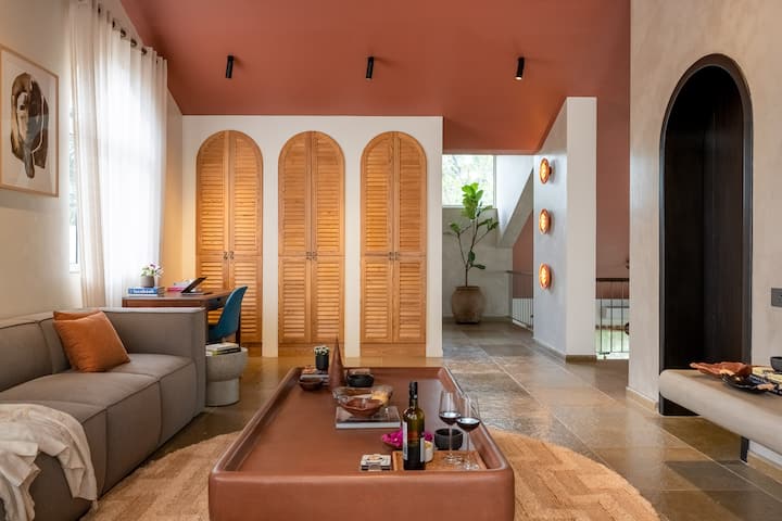 Living room 2 image 3