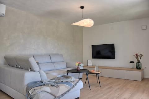 Top performing Airbnb: Villa Onda Rovinj - with heated pool and BBQ in Rovinjsko Selo