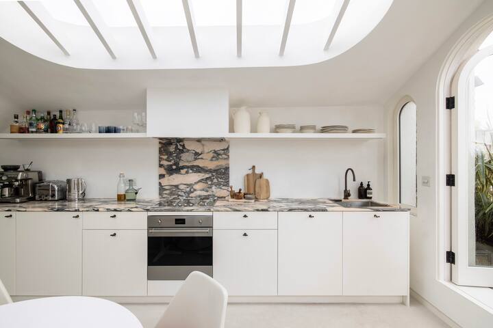 Golborne Rd gallery image 5