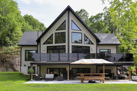 Welcome To Paddlers Paradise