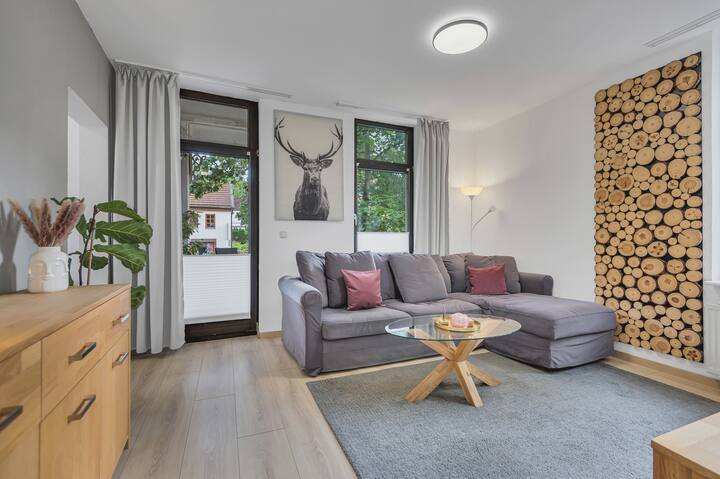 Hirsch: City Apartment 3 - Balcony | Parking Lot - Bad Harzburg