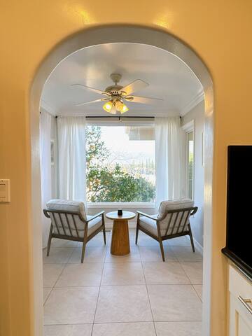 Hollywood Hillside Villa gallery image 3