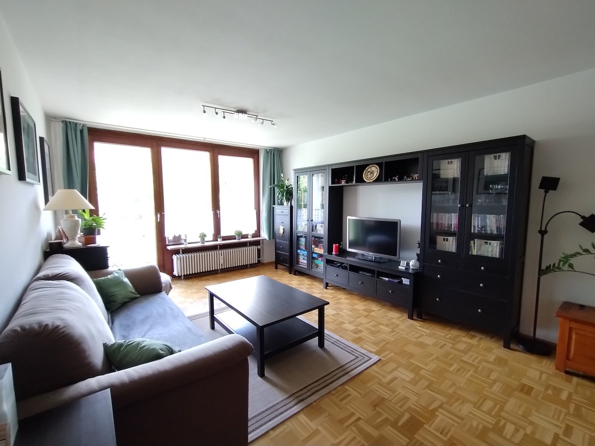 Top performing Airbnb: Quiet apartment in the countryside in Englschalking