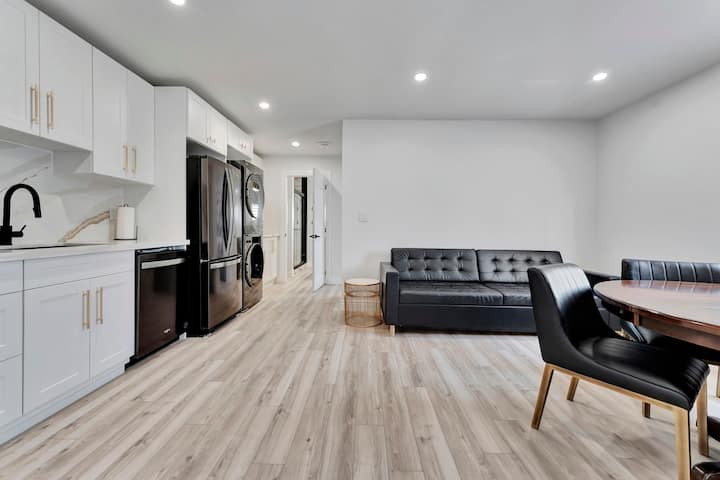New! Luxury 1br - 5 Minutes To Port Dover Beach - Port Dover