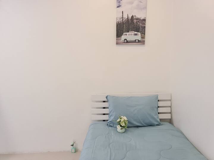 საძინებელი 4