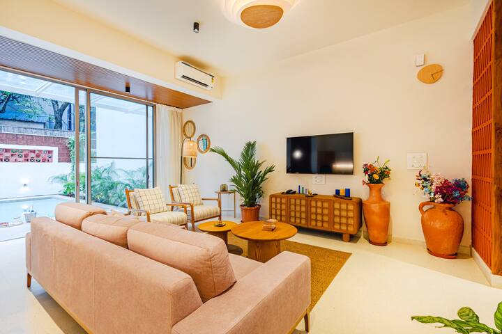 Living room image 2