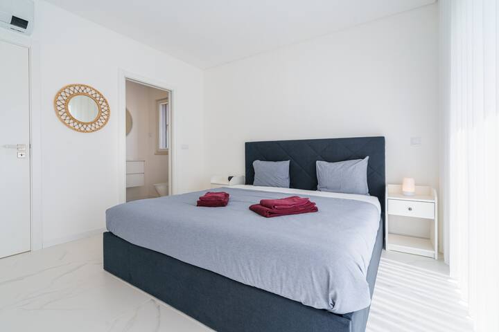 Villa Venus, with jacuzzi and private pool gallery image 3