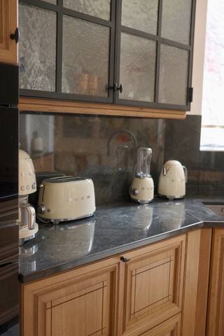 Elegante dokterswoning, in het centrum van Gent gallery image 4