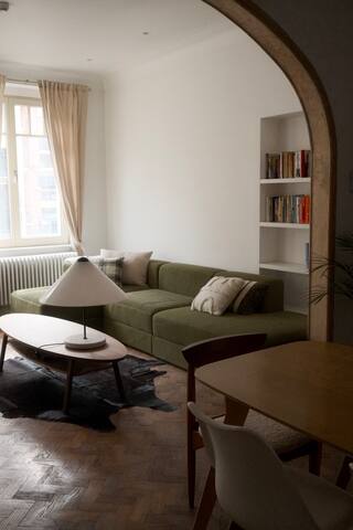 Elegante dokterswoning, in het centrum van Gent gallery image 2