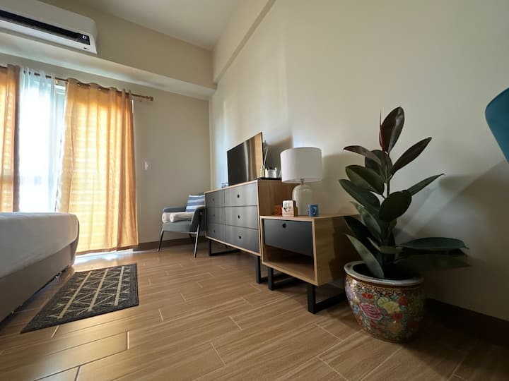 Happy Studio In Megaworld Iloilo - Iloilo City