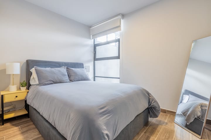️ Chambre confortable avec lit double, idéale pour se reposer