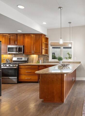 Belmont Lock gallery image 2