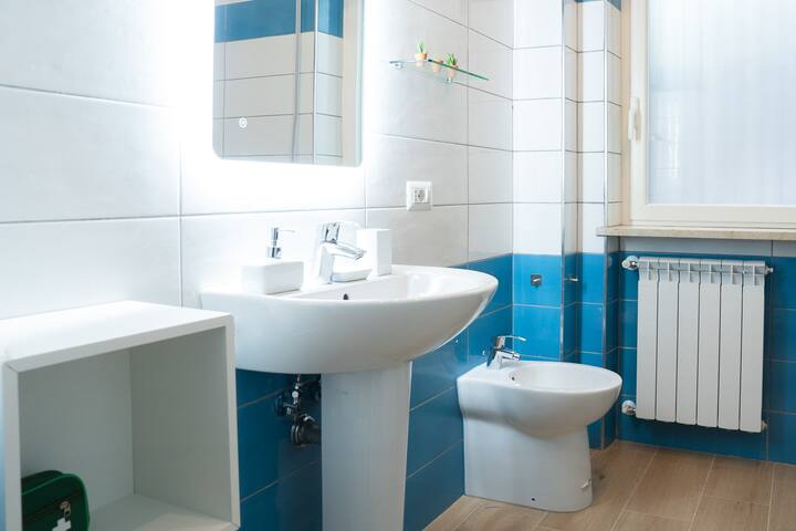 (Roma centro)Vatican House 4bedr + Private Parking gallery image 3