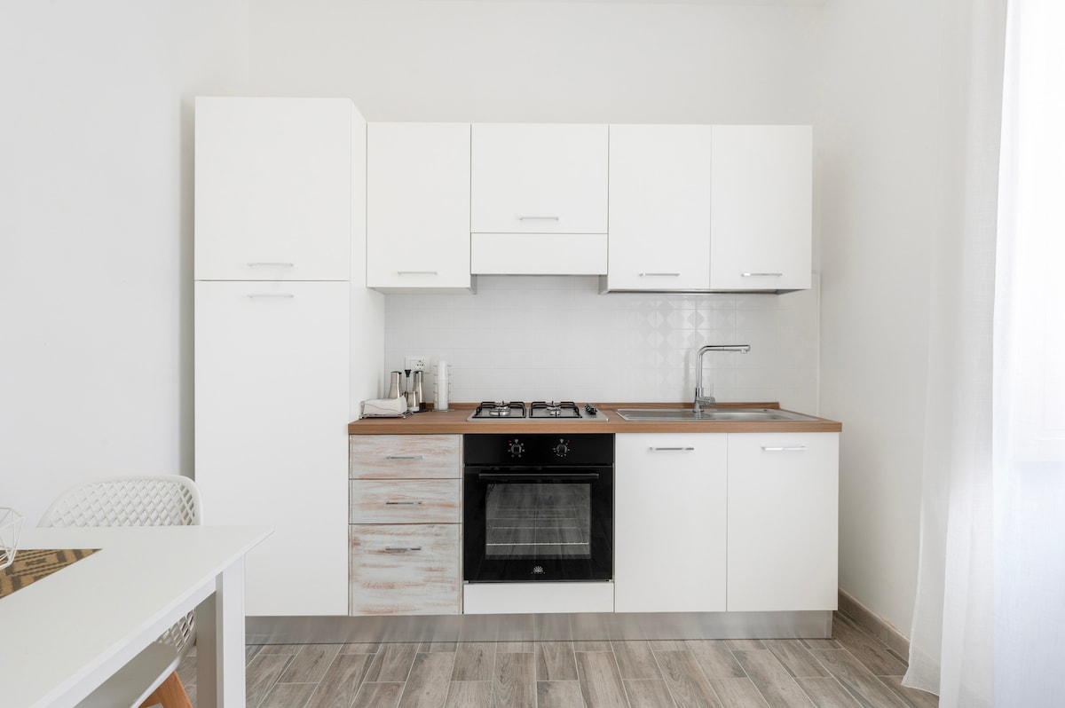 Top Airbnb: Civico 16 Vacation Home in Noto à Noto