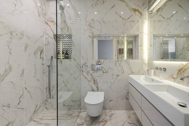 Drayton Gardens Apartment. gallery image 5